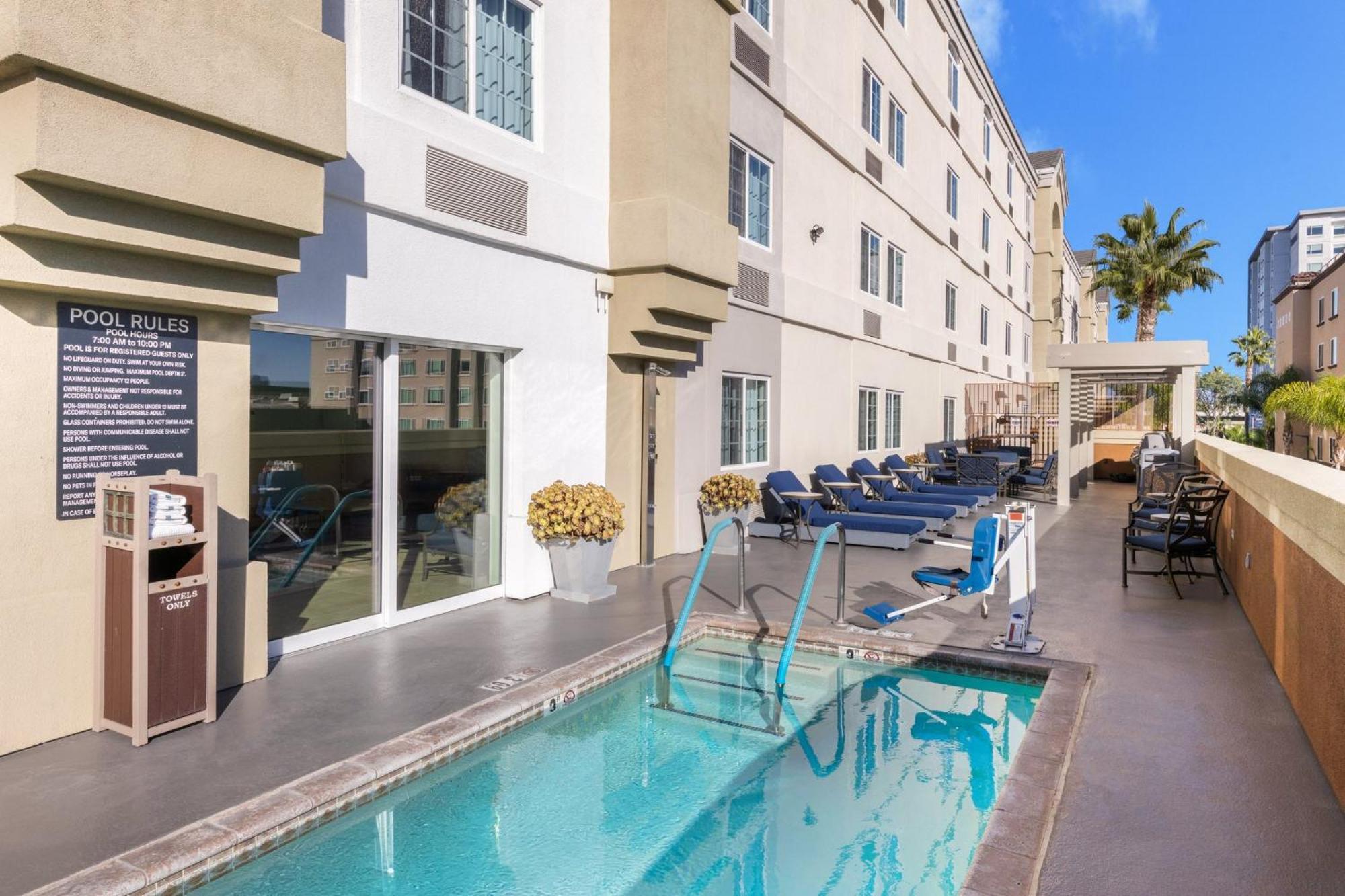 Candlewood Suites Anaheim - Resort Area By Ihg Extérieur photo