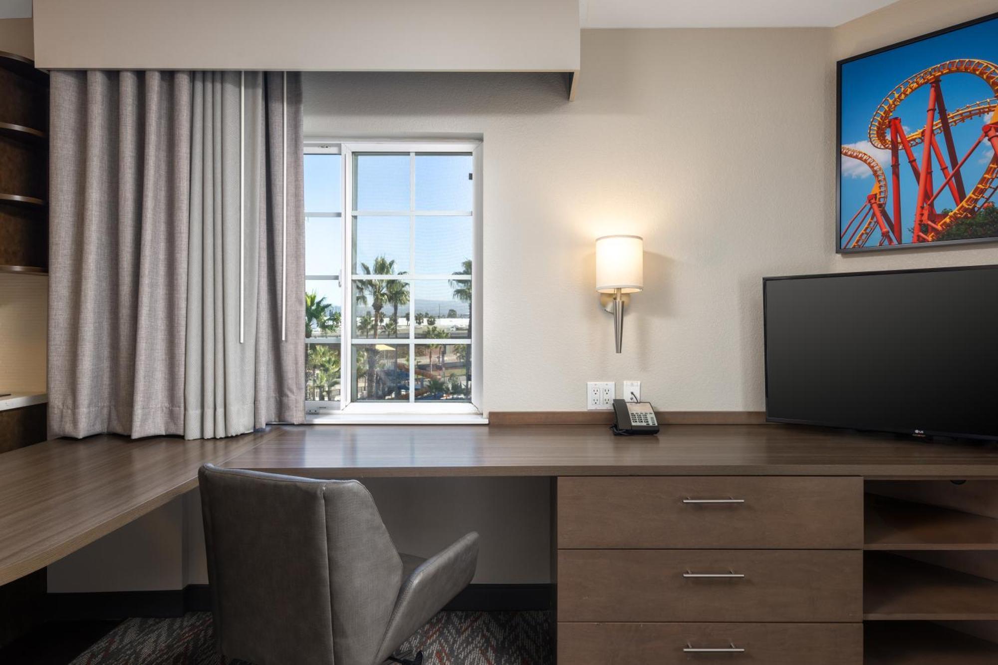 Candlewood Suites Anaheim - Resort Area By Ihg Extérieur photo
