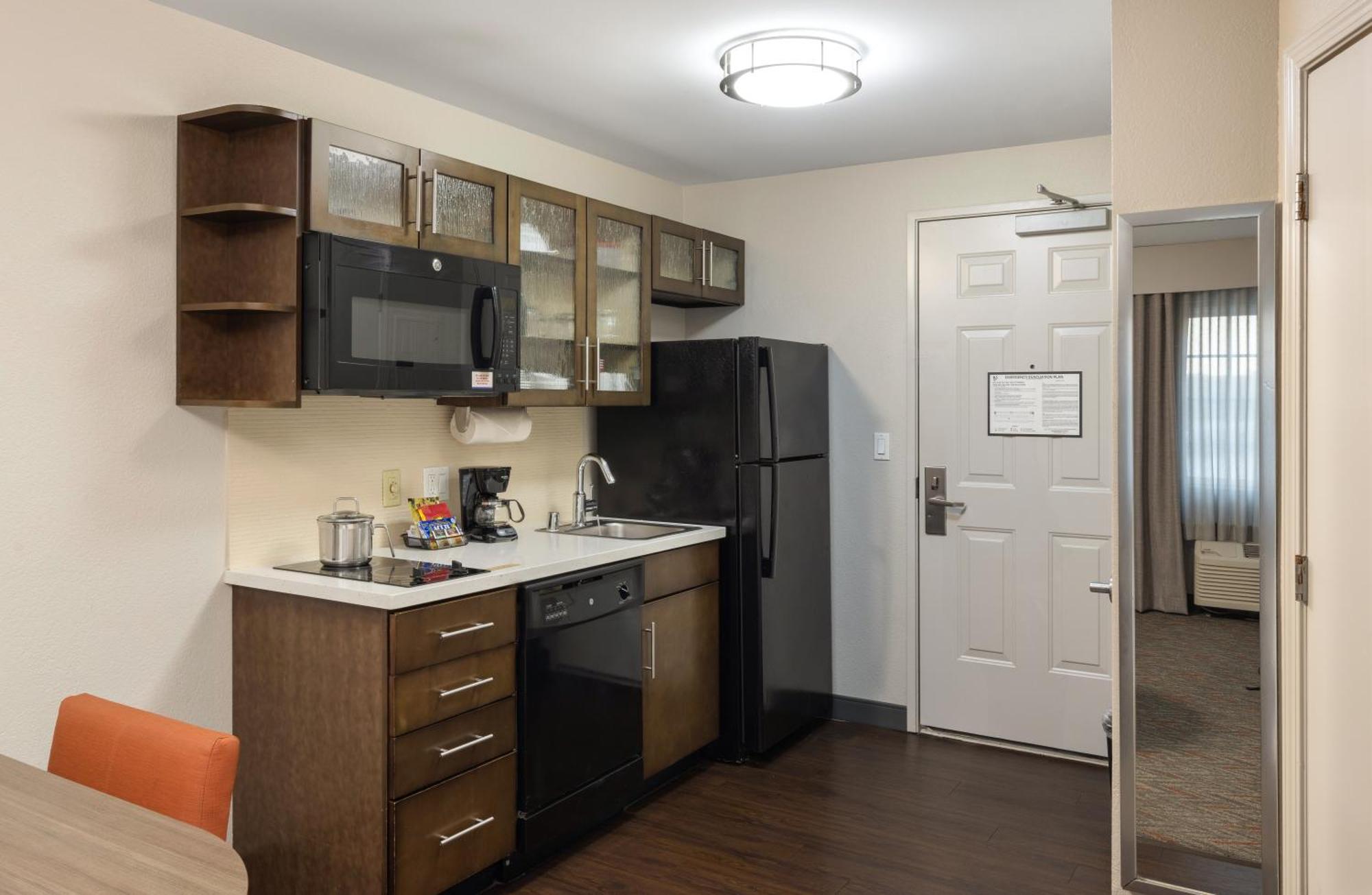 Candlewood Suites Anaheim - Resort Area By Ihg Extérieur photo